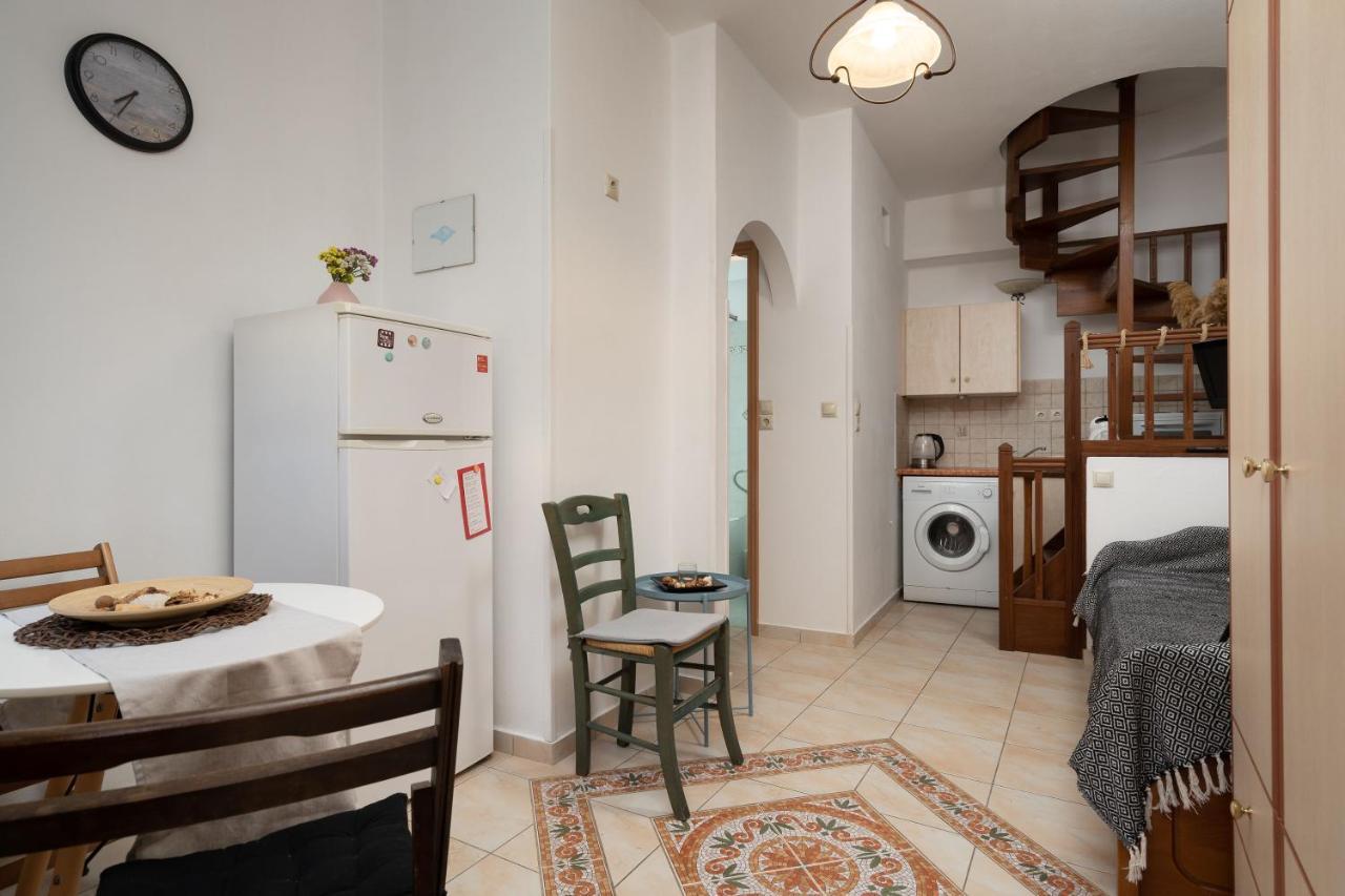 Small Apartment In Grotta Naxos Naxos City Екстер'єр фото