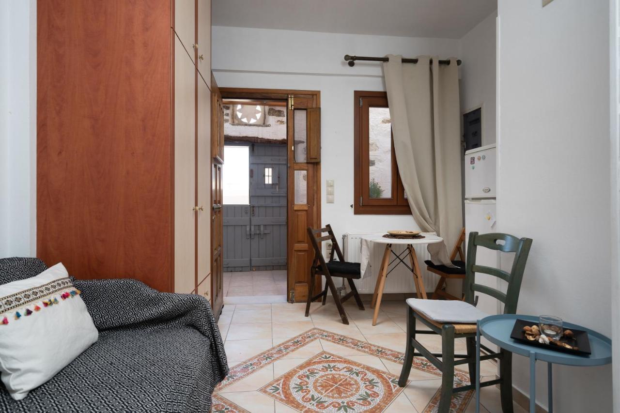 Small Apartment In Grotta Naxos Naxos City Екстер'єр фото