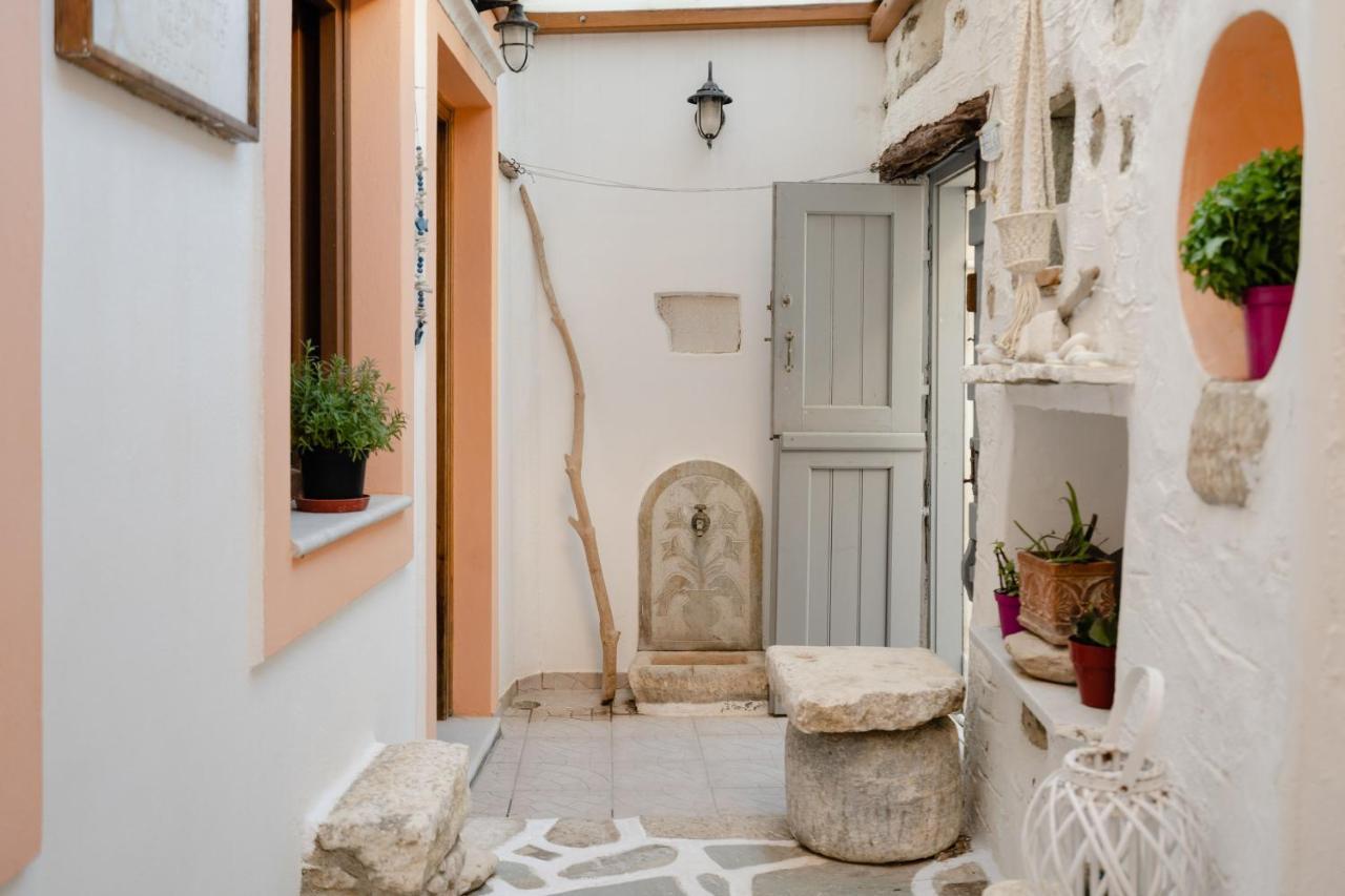 Small Apartment In Grotta Naxos Naxos City Екстер'єр фото